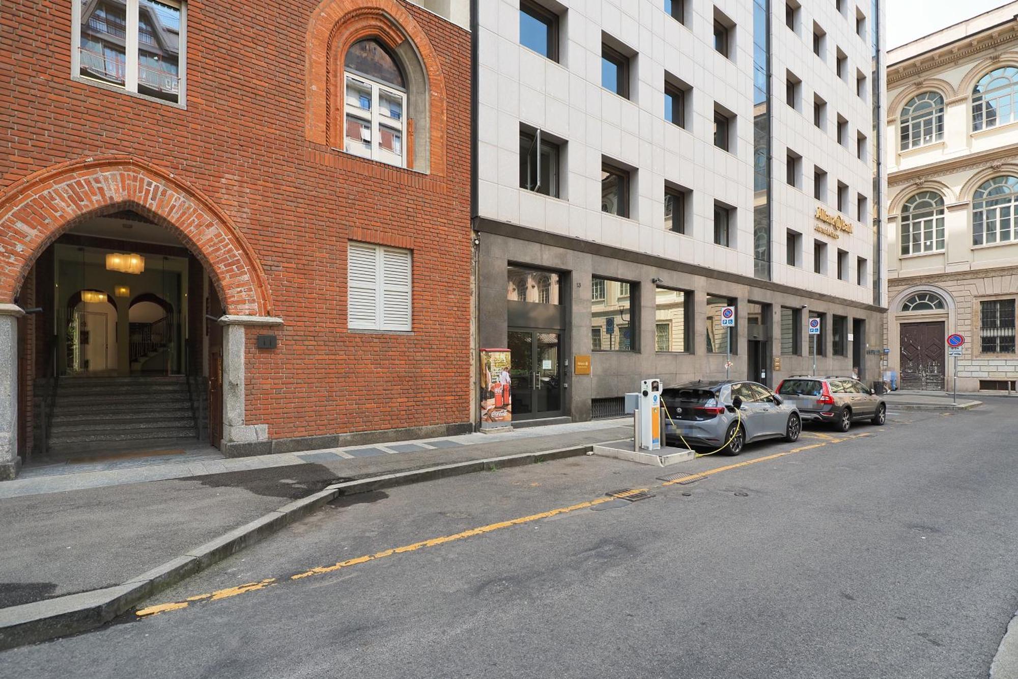 Missori Luxury Apartments Milan Exterior photo