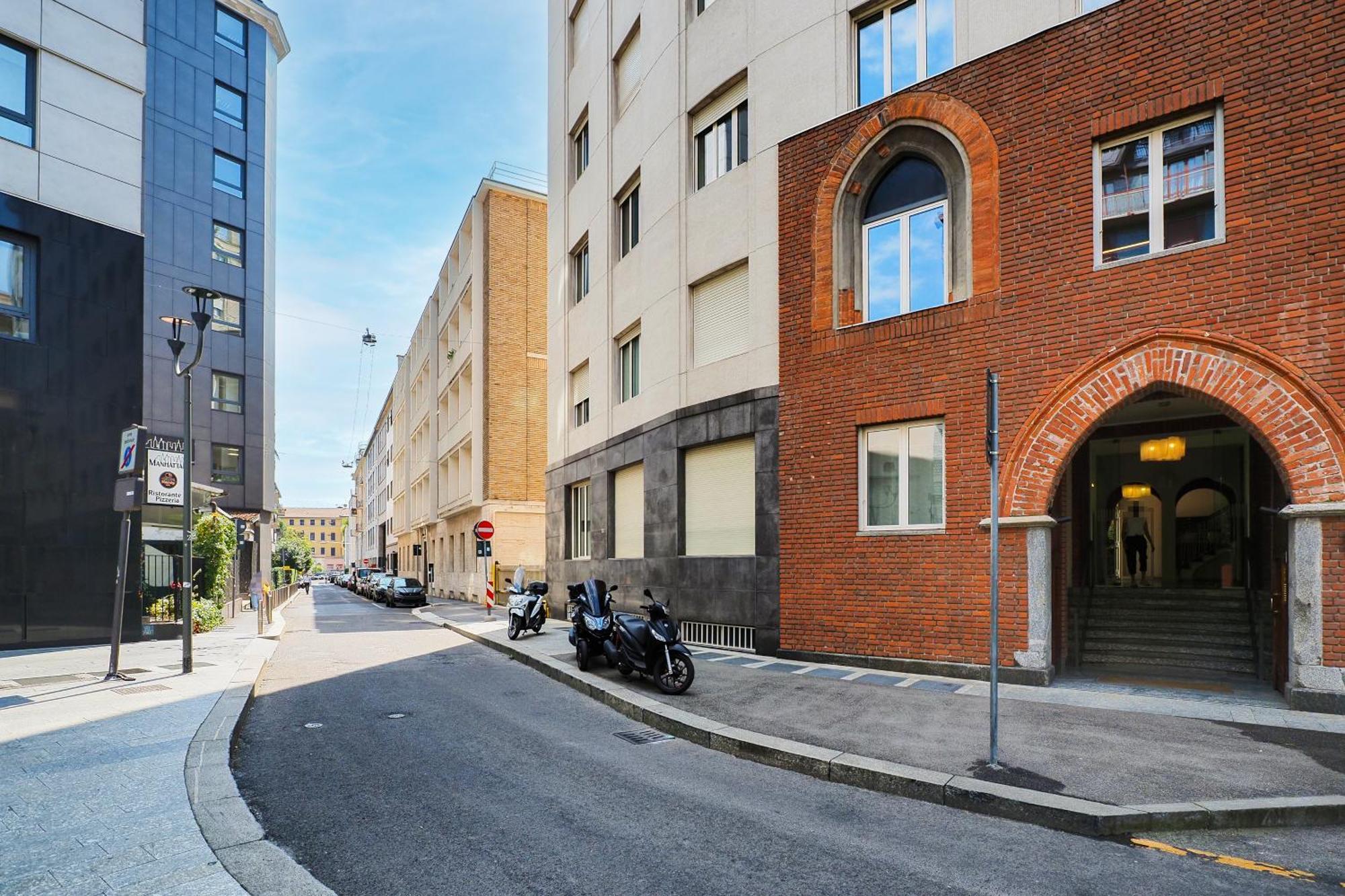 Missori Luxury Apartments Milan Exterior photo